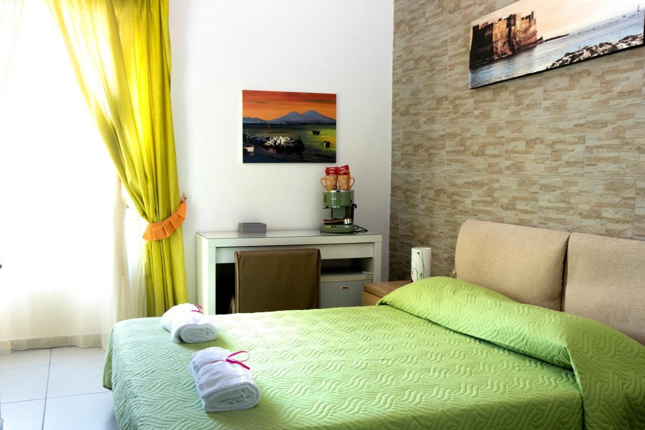 Megaride Santa Lucia Bed and Breakfast Νάπολη Εξωτερικό φωτογραφία