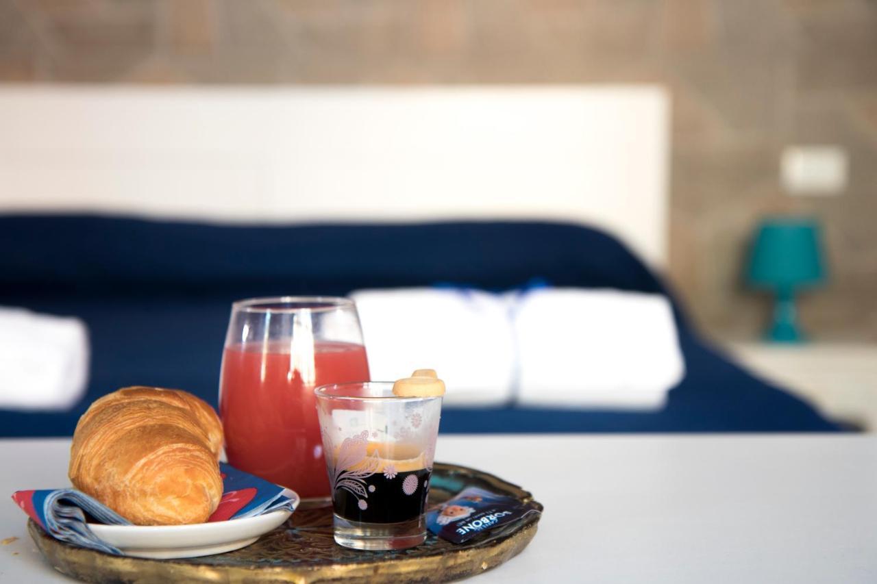 Megaride Santa Lucia Bed and Breakfast Νάπολη Εξωτερικό φωτογραφία